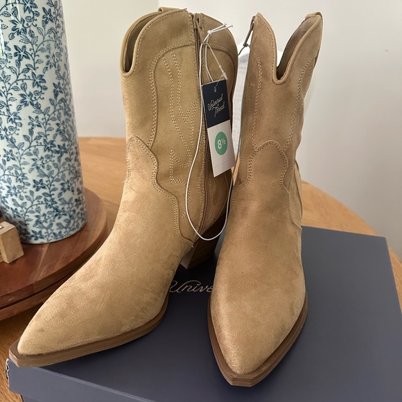 Universal Thread Beige Heeled Boots - Picture 2 of 5